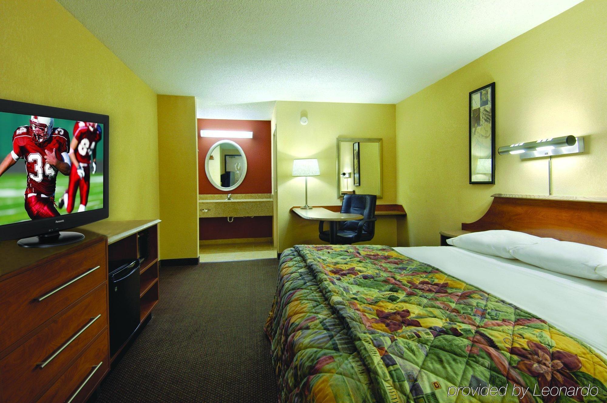 Red Roof Inn Virginia Beach-Norfolk Airport Bilik gambar